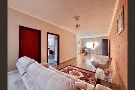 Casa para alugar com 196m², 3 quartos e 1 vaga Casa para alugar com 196m², 3 quartos e 1 vagaSala