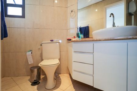 Apartamento à venda com 150m², 3 quartos e 3 vagasBanheiro da Suíte 2