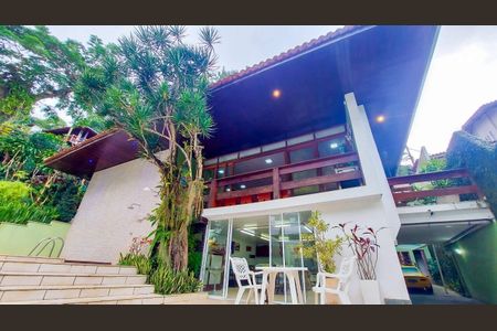 Casa à venda com 409m², 5 quartos e 4 vagas