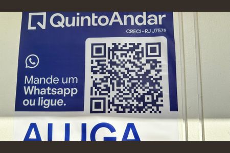 Casa à venda com 508m², 4 quartos e 5 vagas Casa à venda com 508m², 4 quartos e 5 vagasOXCW-516 Plaquinha