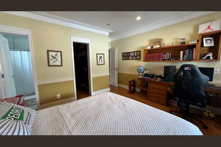 Casa à venda com 508m², 4 quartos e 5 vagas Casa à venda com 508m², 4 quartos e 5 vagasSuíte 2