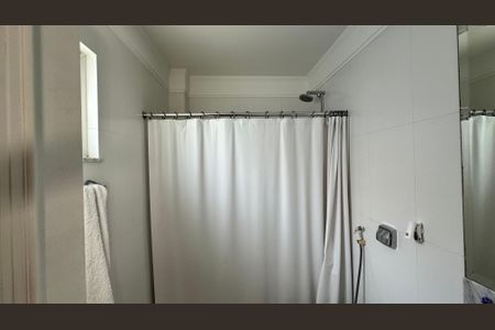 Casa à venda com 508m², 4 quartos e 5 vagas Casa à venda com 508m², 4 quartos e 5 vagasBanheiro da Suíte 2