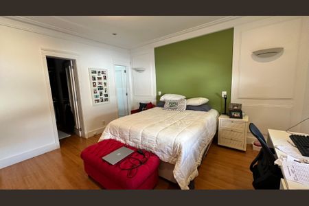 Casa à venda com 508m², 4 quartos e 5 vagas Casa à venda com 508m², 4 quartos e 5 vagasSuíte 3