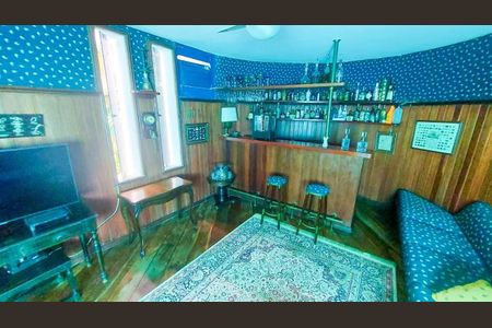 Casa à venda com 580m², 4 quartos e 4 vagas