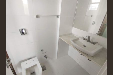 Apartamento à venda com 136m², 3 quartos e 2 vagas