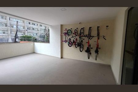 Apartamento à venda com 82m², 3 quartos e 1 vaga