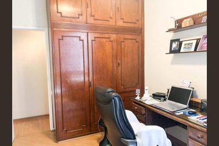 Apartamento à venda com 132m², 4 quartos e 2 vagas