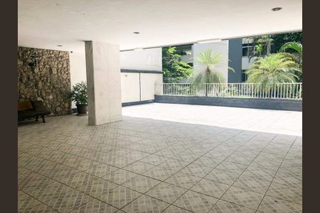 Apartamento à venda com 132m², 4 quartos e 2 vagas