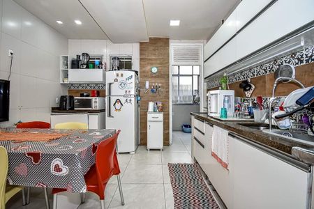 Apartamento à venda com 287m², 4 quartos e 1 vaga