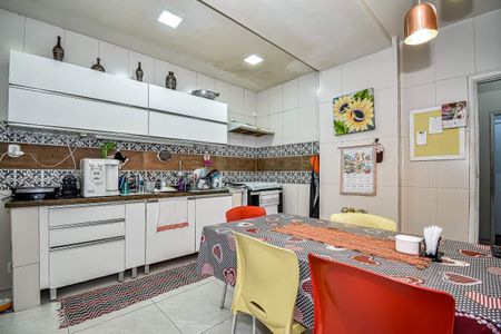 Apartamento à venda com 287m², 4 quartos e 1 vaga