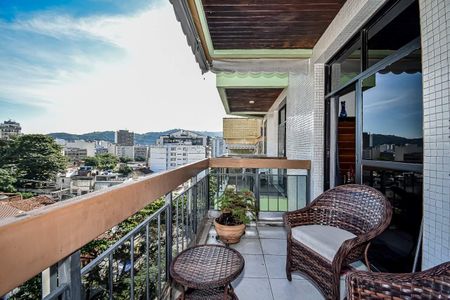 Apartamento à venda com 138m², 3 quartos e sem vaga