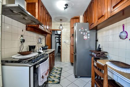 Apartamento à venda com 138m², 3 quartos e sem vaga