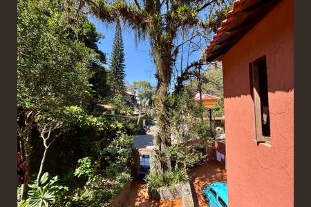 Casa à venda com 246m², 6 quartos e 3 vagas Casa à venda com 246m², 6 quartos e 3 vagasVista da Suíte