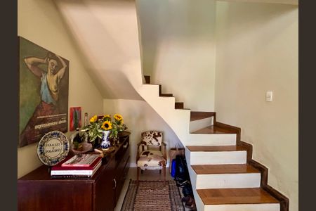 Casa à venda com 246m², 6 quartos e 3 vagasSala 1