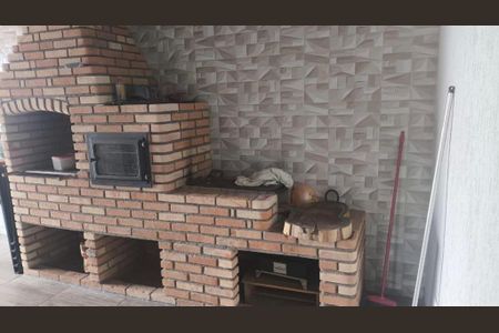 Casa à venda com 190m², 3 quartos e 2 vagas Casa à venda com 190m², 3 quartos e 2 vagasÁrea Gourmet