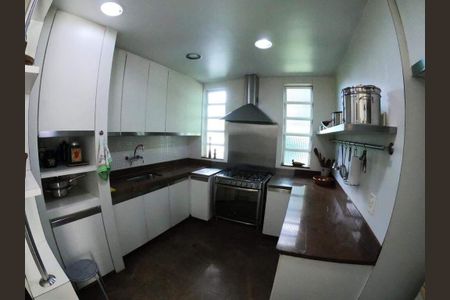 Casa à venda com 500m², 4 quartos e 2 vagas