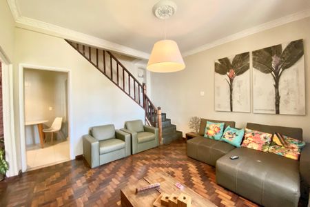 Casa à venda com 300m², 5 quartos e sem vagaSala 