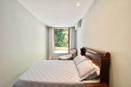 Casa à venda com 300m², 5 quartos e sem vagaQuarto 4