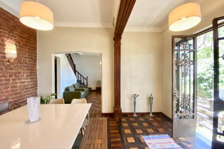 Casa à venda com 300m², 5 quartos e sem vagaSala 