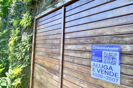 Casa à venda com 300m², 5 quartos e sem vagaPlaca 