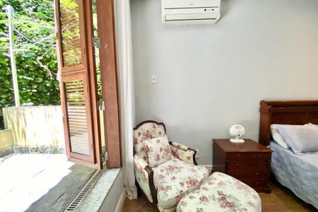 Casa à venda com 300m², 5 quartos e sem vagaQuarto 4