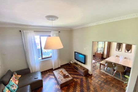 Casa à venda com 300m², 5 quartos e sem vagaSala 