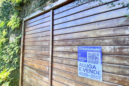 Casa à venda com 300m², 5 quartos e sem vagaPlaca 