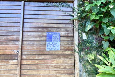 Casa à venda com 300m², 5 quartos e sem vagaPlaca 