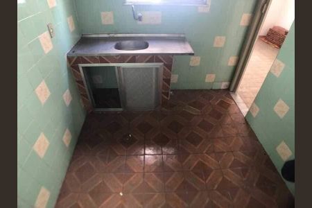 Casa à venda com 230m², 1 quarto e sem vaga