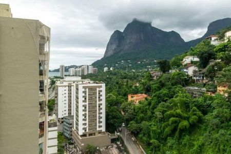 Apartamento à venda com 118m², 2 quartos e 1 vaga