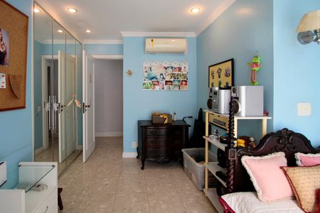 Apartamento à venda com 430m², 6 quartos e 2 vagasQuarto 3