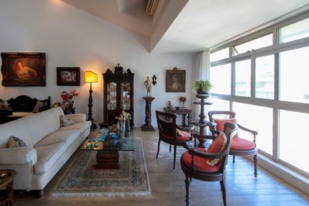 Apartamento à venda com 430m², 6 quartos e 2 vagasSala