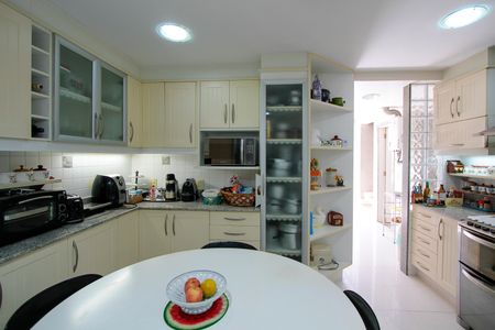 Apartamento à venda com 430m², 6 quartos e 2 vagasCozinha