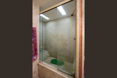 Apartamento à venda com 430m², 6 quartos e 2 vagasBanheiro da Suíte 2