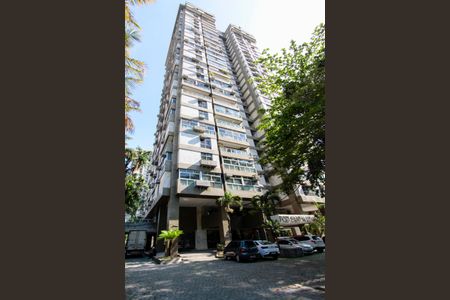 Apartamento à venda com 430m², 6 quartos e 2 vagasFachada do bloco