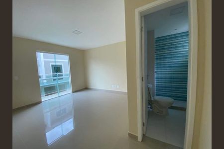 Casa à venda com 156m², 3 quartos e 1 vaga