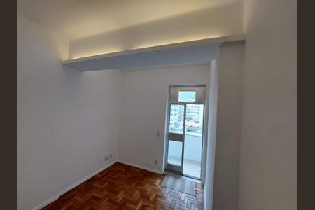 Apartamento à venda com 117m², 3 quartos e sem vaga