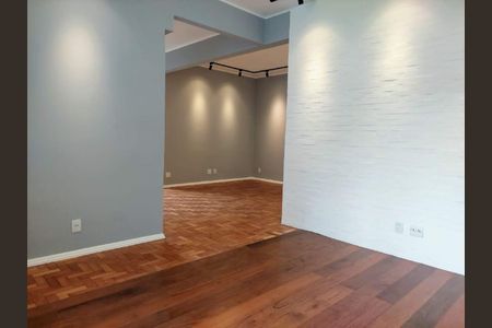 Apartamento à venda com 117m², 3 quartos e sem vaga