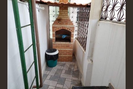 Apartamento à venda com 117m², 3 quartos e sem vaga