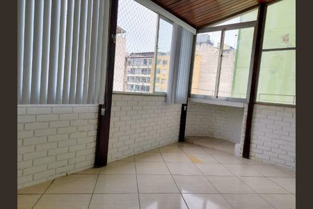 Apartamento à venda com 117m², 3 quartos e sem vaga