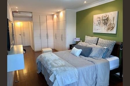 Apartamento à venda com 216m², 4 quartos e 2 vagas