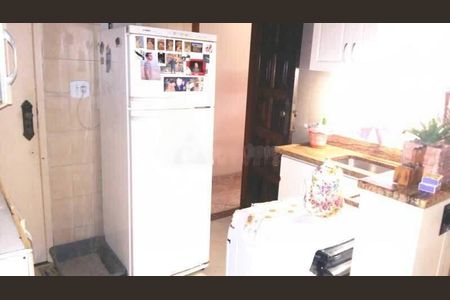 Apartamento à venda com 77m², 2 quartos e sem vaga