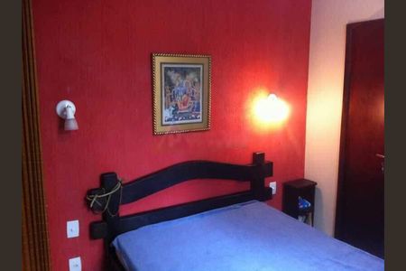 Casa à venda com 213m², 3 quartos e 1 vaga