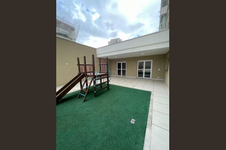 Apartamento à venda com 65m², 2 quartos e 1 vaga Apartamento à venda com 65m², 2 quartos e 1 vagaCondomínio