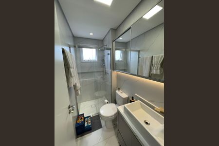 Apartamento à venda com 65m², 2 quartos e 1 vaga Apartamento à venda com 65m², 2 quartos e 1 vagaBanheiro