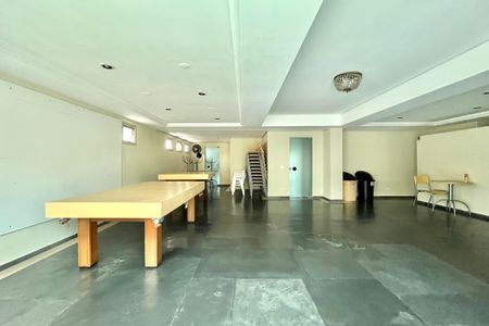 Apartamento à venda com 76m², 2 quartos e 1 vagaÁrea comum