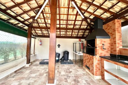 Apartamento à venda com 76m², 2 quartos e 1 vagaÁrea comum - Churrasqueira