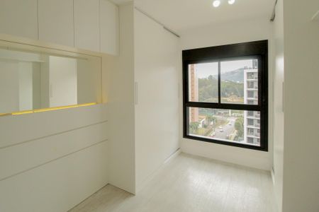 Apartamento à venda com 58m², 1 quarto e 2 vagas Apartamento à venda com 58m², 1 quarto e 2 vagasSuíte 1