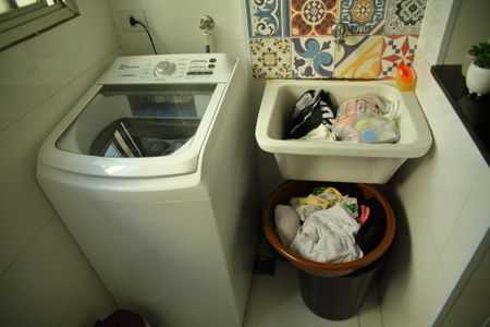 Apartamento à venda com 68m², 3 quartos e 1 vagaÁrea de Serviço