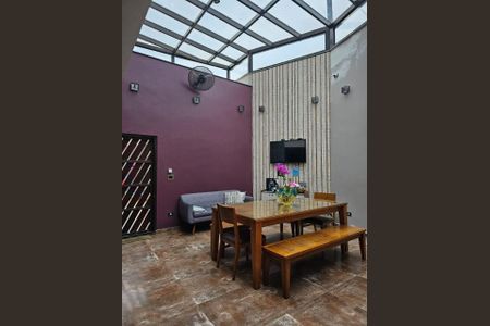 Casa à venda com 140m², 3 quartos e 5 vagas Casa à venda com 140m², 3 quartos e 5 vagasFoto 19